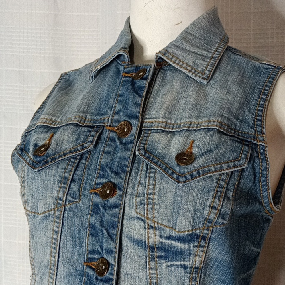 Womens Jacket - Picture 2 of 8